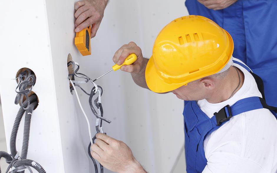 taux horaire électricien Noisiel